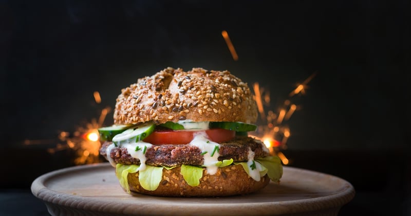 Burger végétarien aux lentilles corail : la recette qui bluffe même les carnivores